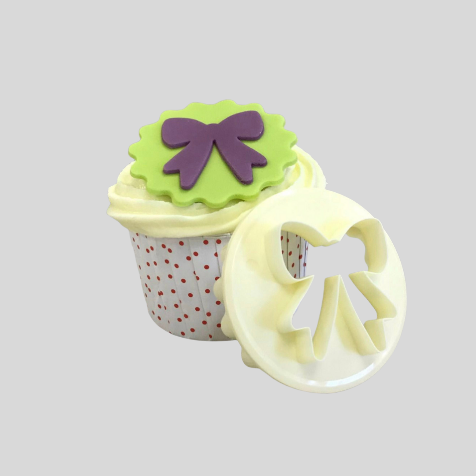 Bows/Scallop Cupcake Cutter - FMM Sugarcraft